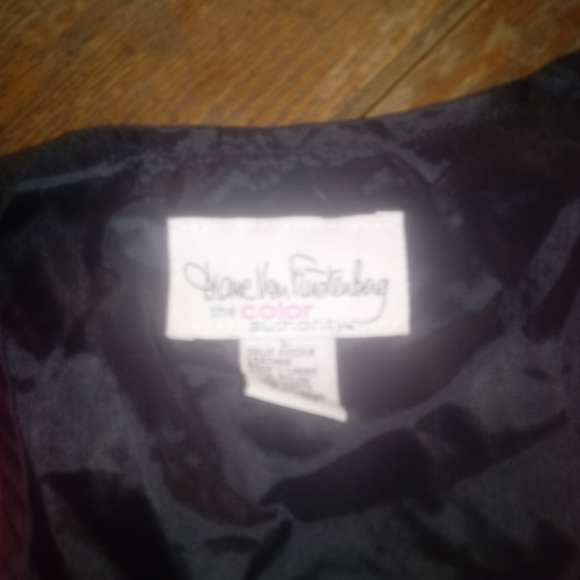 Vest - Picture 2 of 3